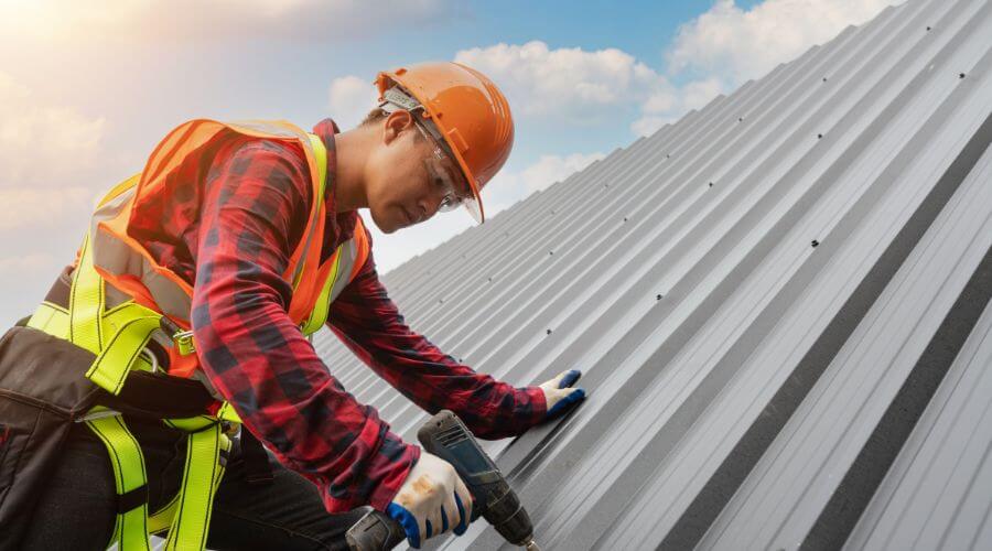 Expert Emergency Roof Repairs services in Weleetka, OK